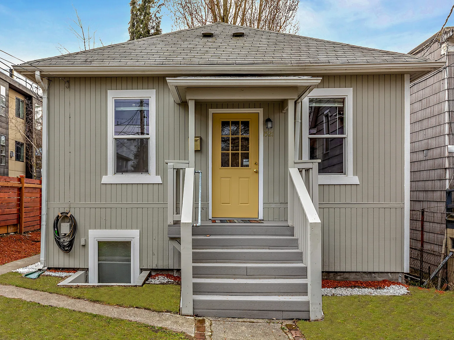 3 bed, 1450 sqft, $3,300 — Photo 1
