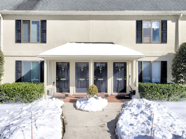 411 W Conestoga Rd APT 22