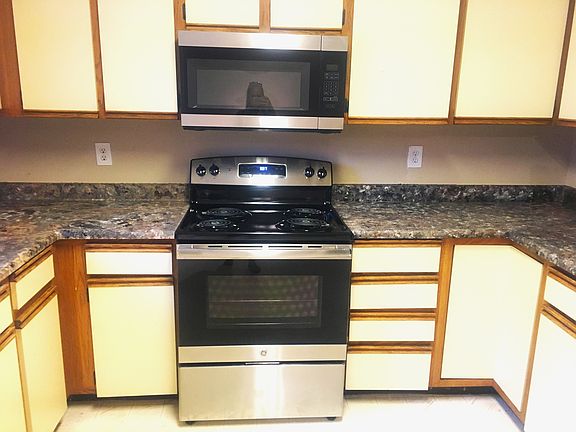Stainless Range and Microwave.
