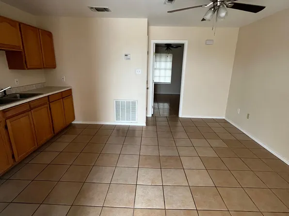 1787 Calle Ginebra, Eagle Pass, TX