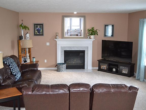 3rd image of 7838 Callisto Dr