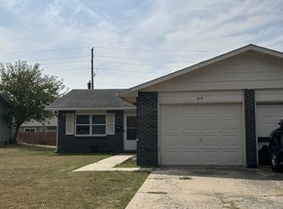 1015 W 29th Ter, Lawrence, KS 66046