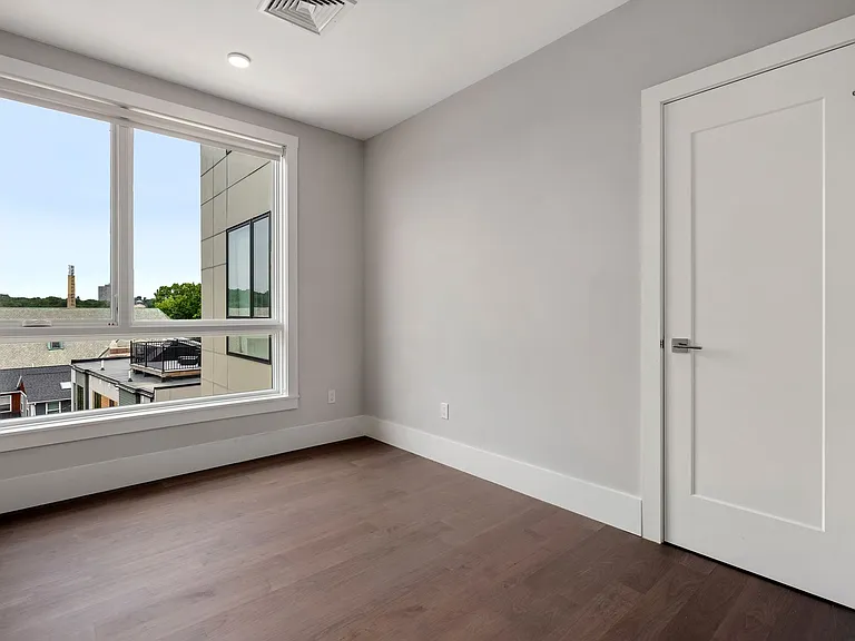 3193 Washington Street — Photo 50