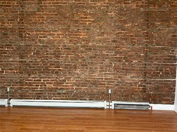 2nd image of 253 E 28th St #2B