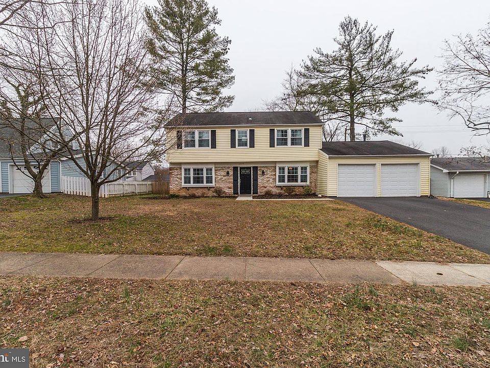 1st image of 13115 Point Pleasant Dr