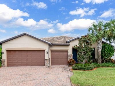 739 SE Villandry Way, Port Saint Lucie, FL, 34984