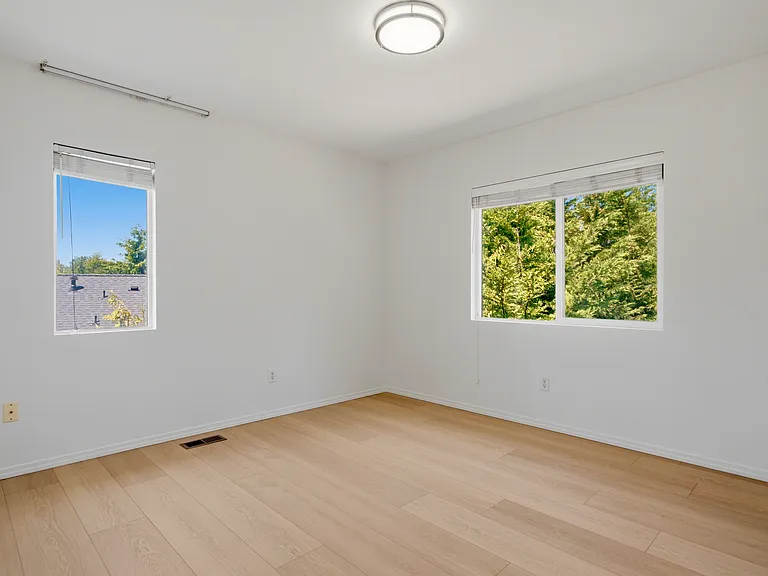 1426 240th Way SE — Photo 31