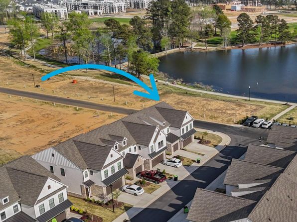 125 Paperwhite Pl, Clayton, NC 27527