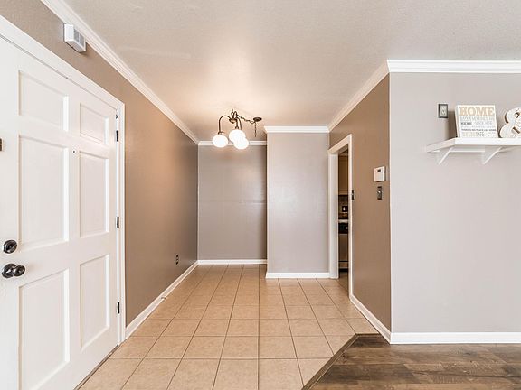 5th image of 3121 Johnston St APT 223