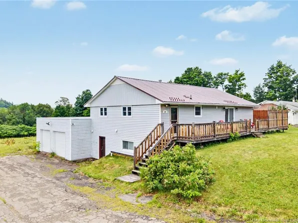 664 Otis Dr, Southampton, NB E6G 1H8