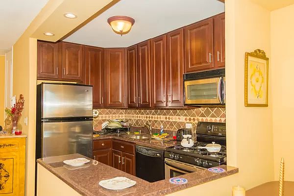 1st image of 345 E 93rd St APT 30J