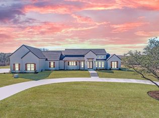 363 Tiara Trl, Fort Worth, TX 76108