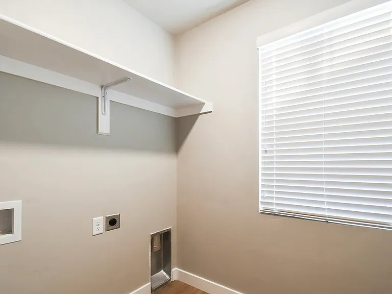 3525 S 4250 W — Photo 15