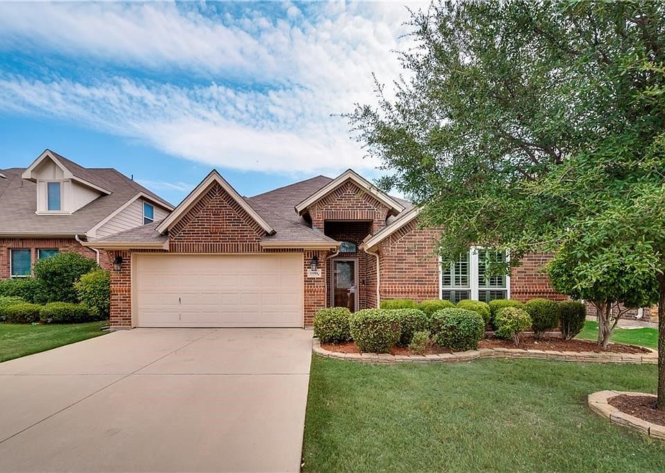 1st image of 11504 Round Leaf Dr