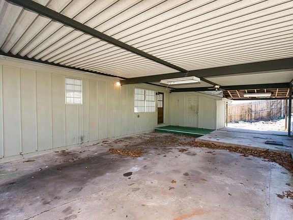 5th image of 4524 Oak Dr