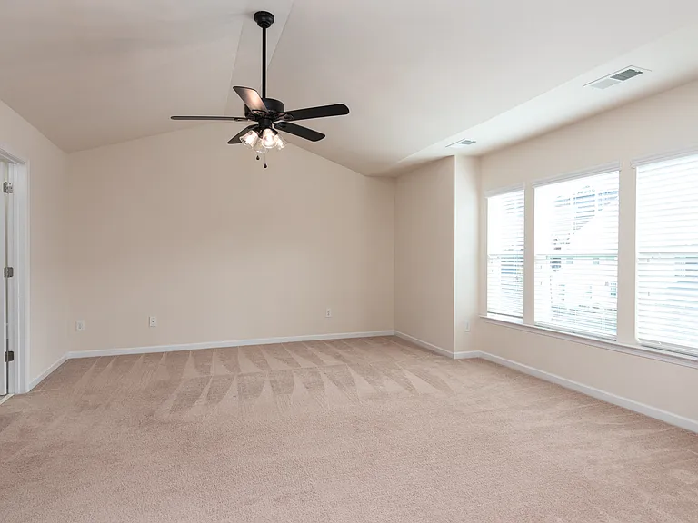 114B Clarendon St — Photo 17