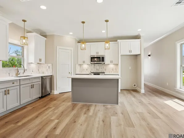 724 S Audubon Place Ave, Gonzales, LA 70737