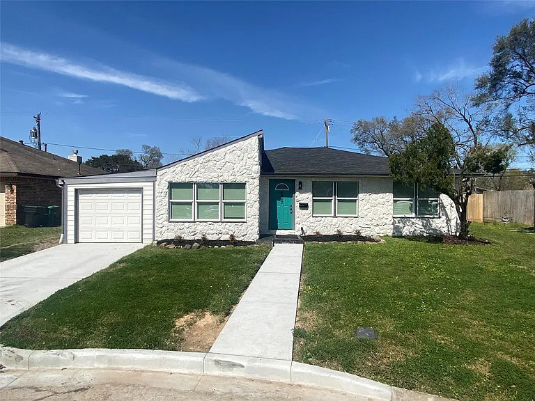 4963 Culmore Dr — Photo 1