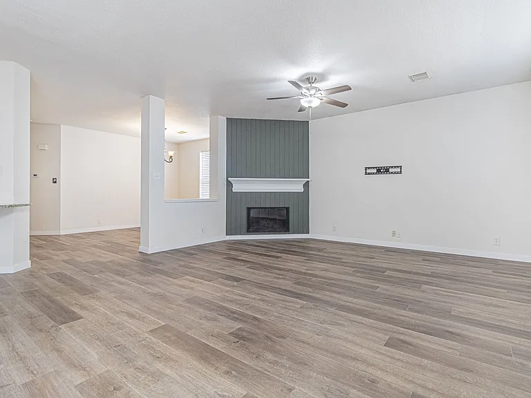 213 Tapwood Ln — Photo 36