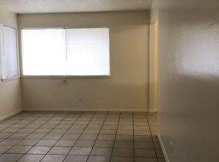 4420 E Sierra Madre Ave APT J, Fresno, CA 93726