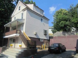 13 Willow St, Morristown, NJ 07960