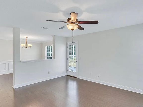2nd image of 707 Highgrove Ct