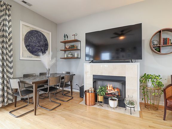 5th image of 1413 W Grand Ave #E