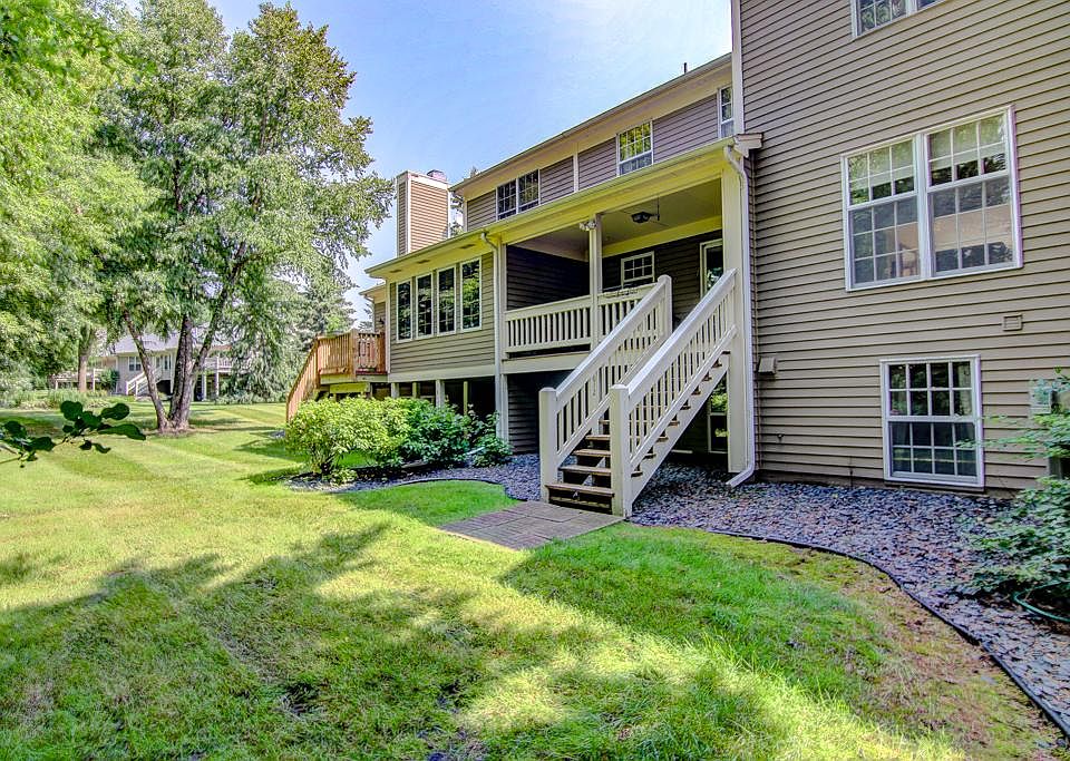 1st image of 1612 Wexford Way