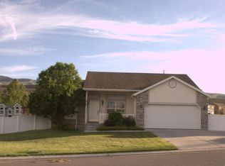 37 E Settler Rd, Saratoga Springs, UT 84045