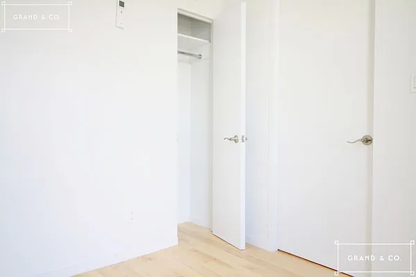 Rented by Grand & Co. | media 44