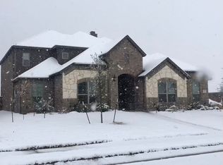 319 Oak Meadow Trl, Mcgregor, TX 76657