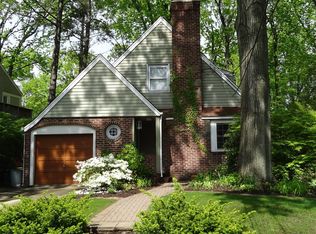 1133 W Laurelton Pkwy, Teaneck, NJ 07666