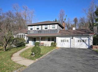 45 Blackstone Dr, Livingston, NJ 07039