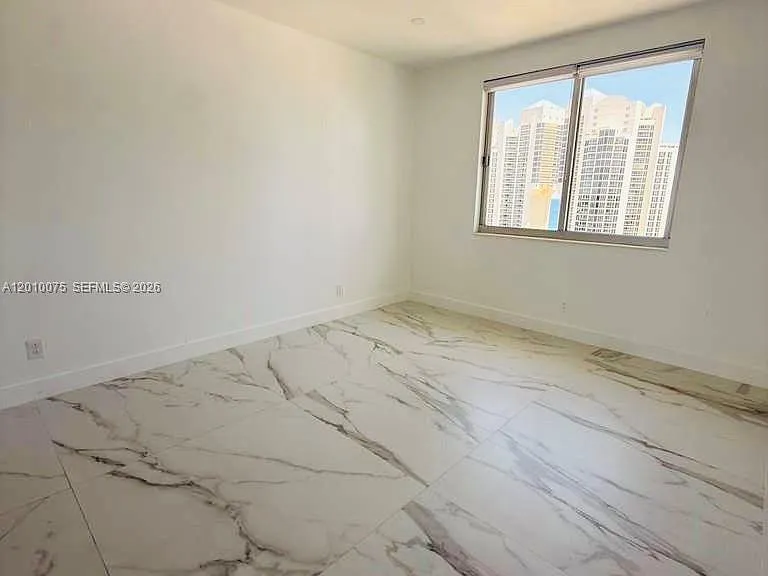 19370 Collins Ave #Penthouse 3 — Photo 24