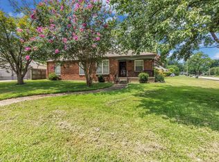 203 N Yates Rd, Memphis, TN 38120