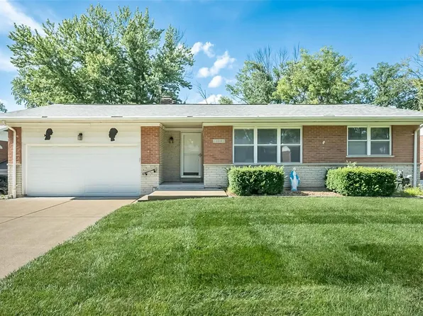 11087 Patrina Ct, Saint Louis, MO 63126