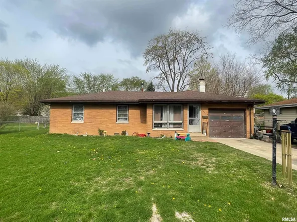 10515 N Washington St, Mossville, IL 61552