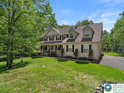 148 Squirrelwood Ct, Effort, PA, 18330