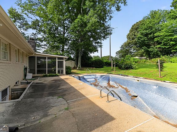 2nd image of 3790 William Paul Dr