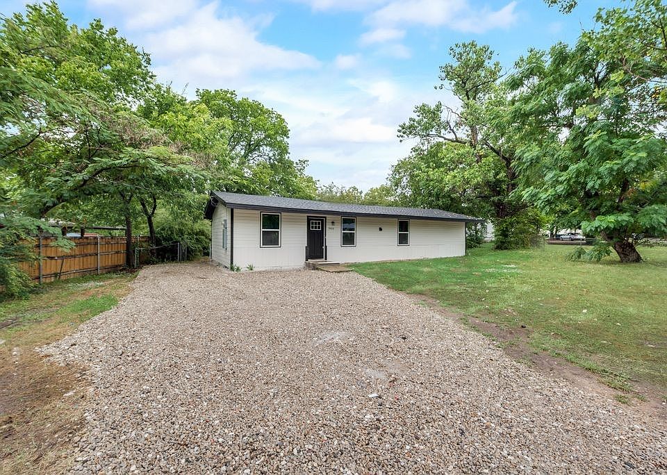 1st image of 9426 Beacon Hill Cir