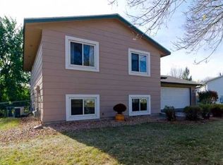 14005 39th Ave N, Plymouth, MN 55447