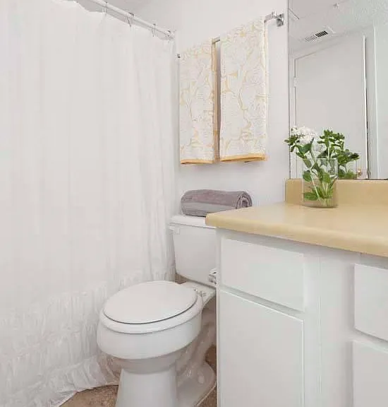 Bathroom (standard)