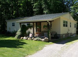 3008 Hemlock Dr, Erie, PA 16506