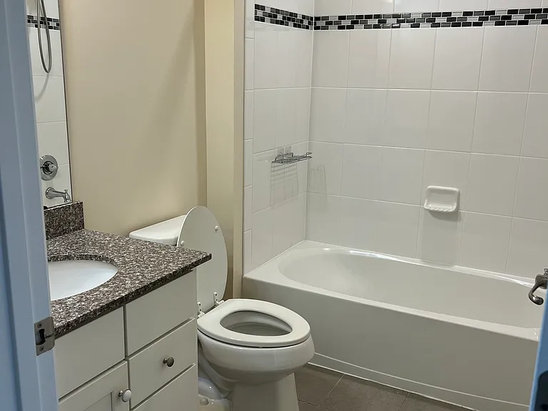 11909 Shire Walk Trl — Photo 14