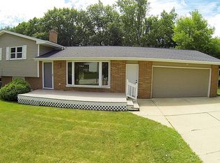 1611 Glen Rd, Ashwaubenon, WI 54313