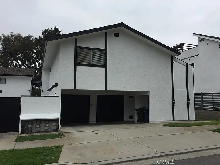 402 Detroit Ave #C — Photo 3
