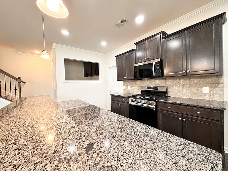 10428 Honeyfur Ct — Photo 8