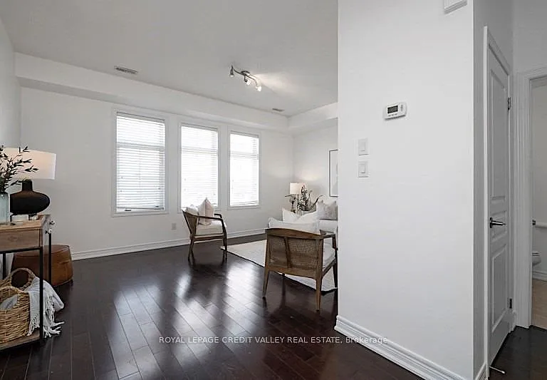 1401 Plains Rd E #29 — Photo 3