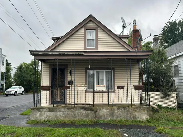 1822 8th Ave, Watervliet, NY 12189