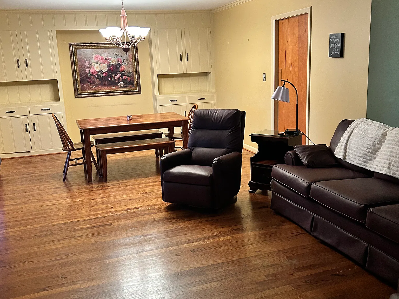 3 bed, 3020 sqft, $2,800 — Photo 4
